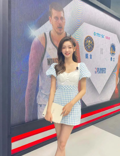 篮球与足球运动员转会费飙升现象解析
